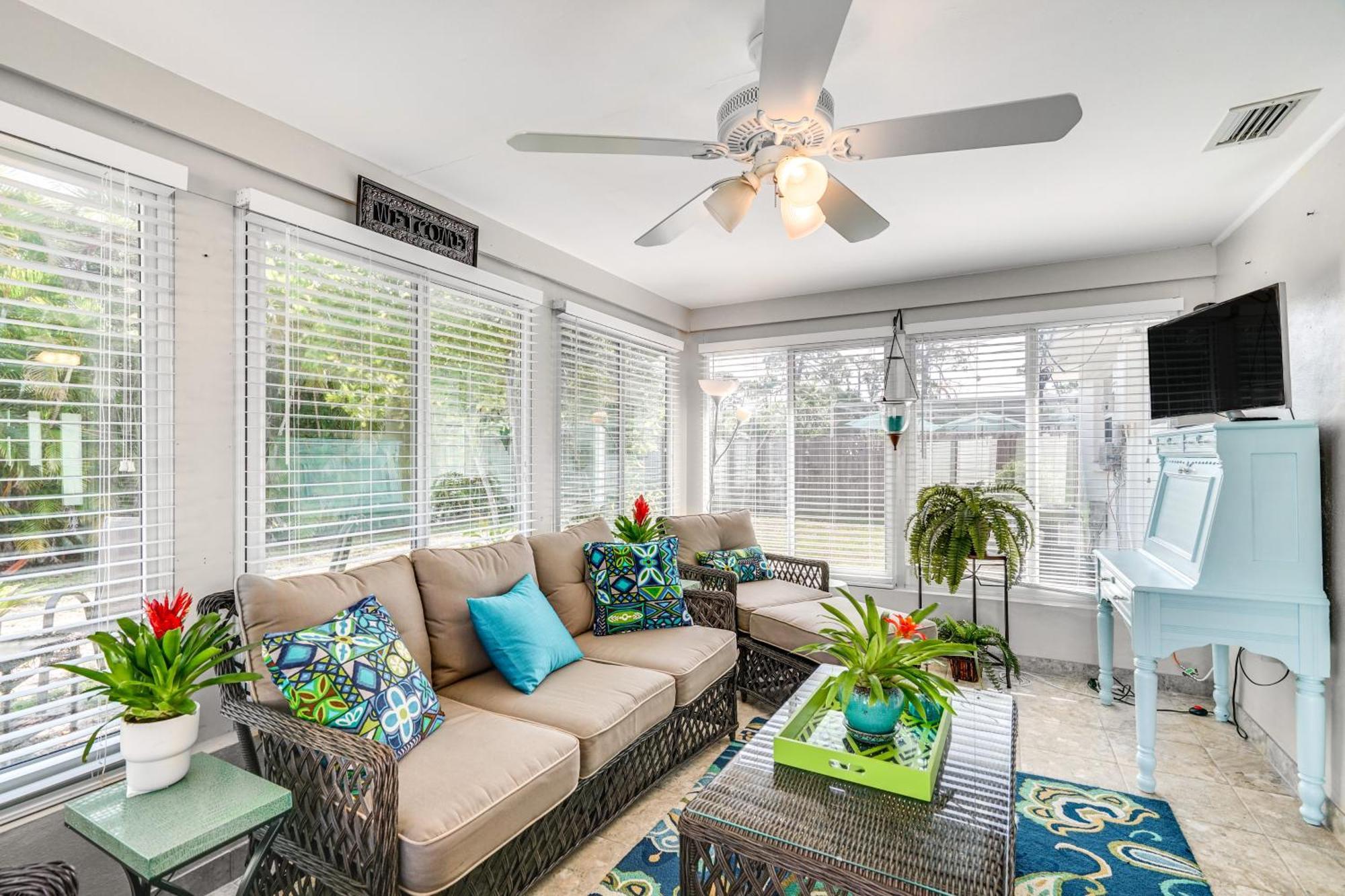 Fort Myers Bungalow - 12 Miles To The Beach! Eksteriør bilde